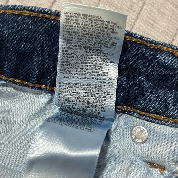 Old Navy Extra High Rise Button Fly Sky Hi Straight Secret Jeans Size 2 - Picture 5 of 12